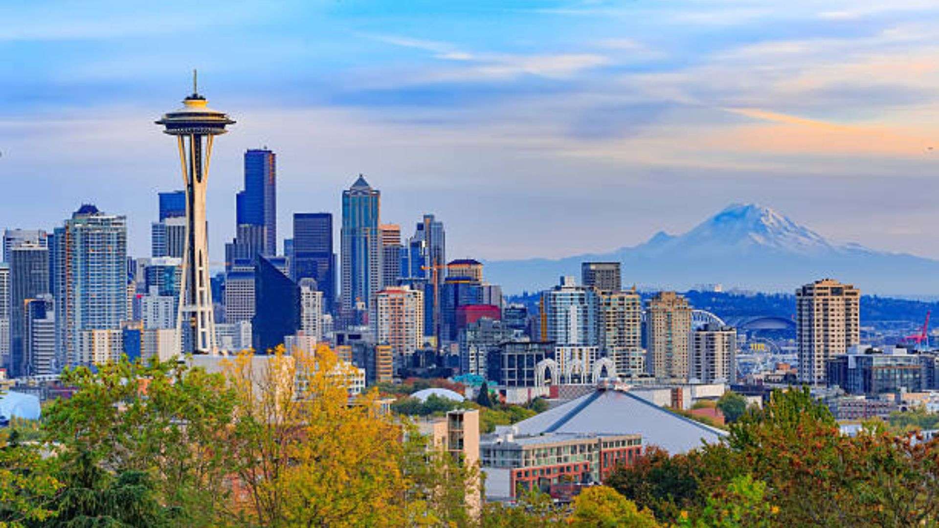 Mount Rainier from Seattle - Exploring the Majestic Views